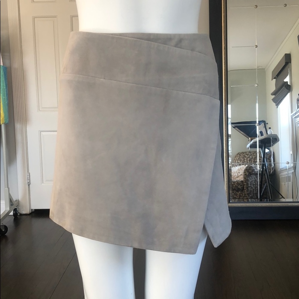 NWT Michelle Mason Suede Mini Skirt in Ash